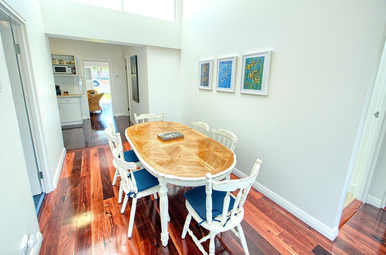 Jeffries Cottage Albany Room photo