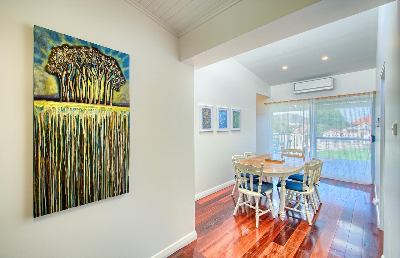 Jeffries Cottage Albany Room photo